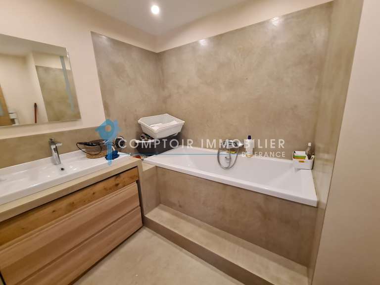 Maison Beauvoisin - 10 chambres - 400m²