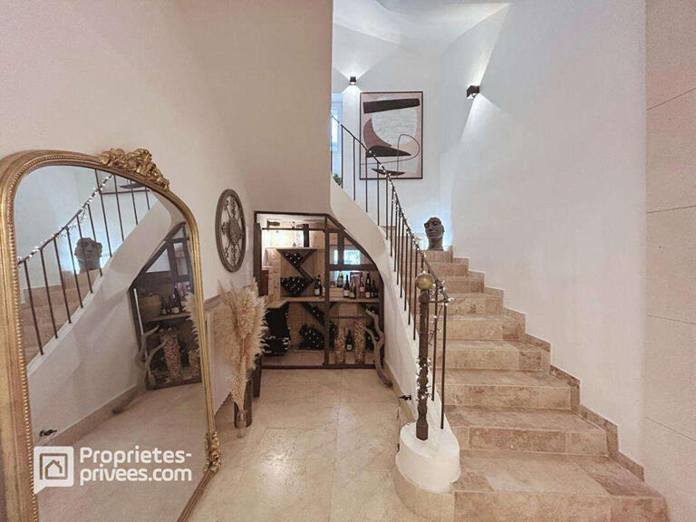 House Bédarrides - 5 bedrooms