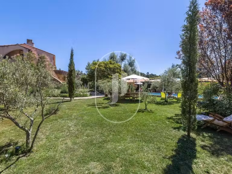 Villa Bédoin - 5 chambres - 273m²