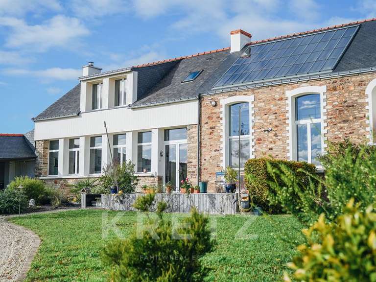 House Béganne - 8 bedrooms - 408m²