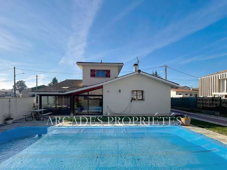 Maison Bègles - 4 chambres - 168m²