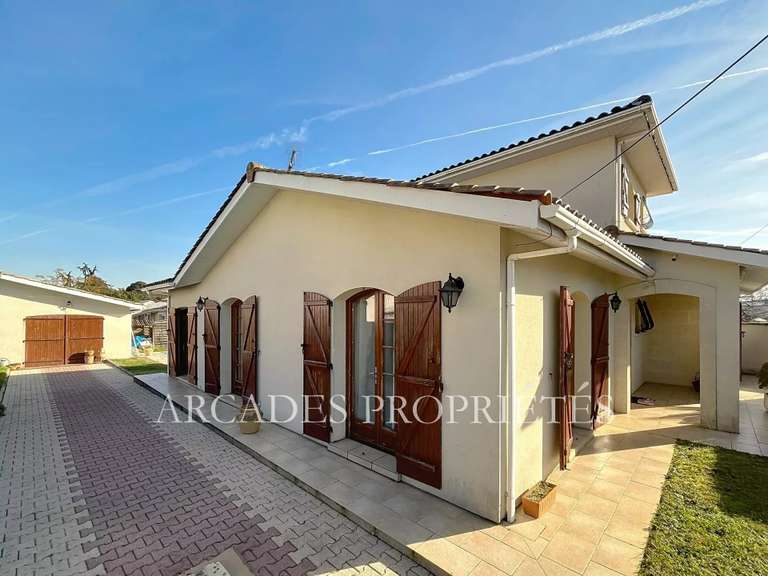 Maison Bègles - 4 chambres - 168m²