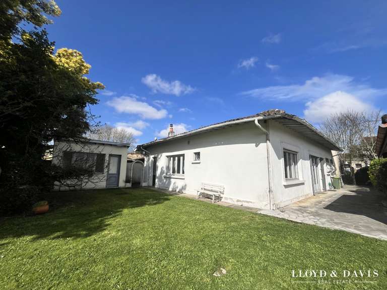 Maison Bègles - 4 chambres - 156m²