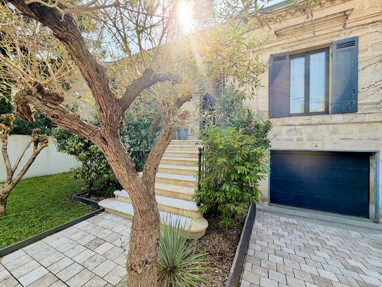 Maison Bègles - 4 chambres - 224m²