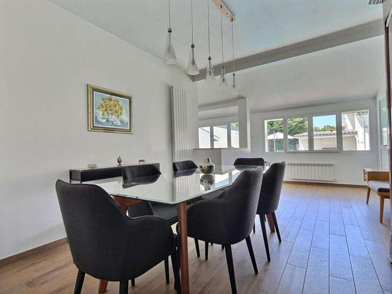 Villa Bègles - 4 bedrooms