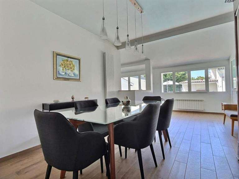 Villa Bègles - 4 bedrooms