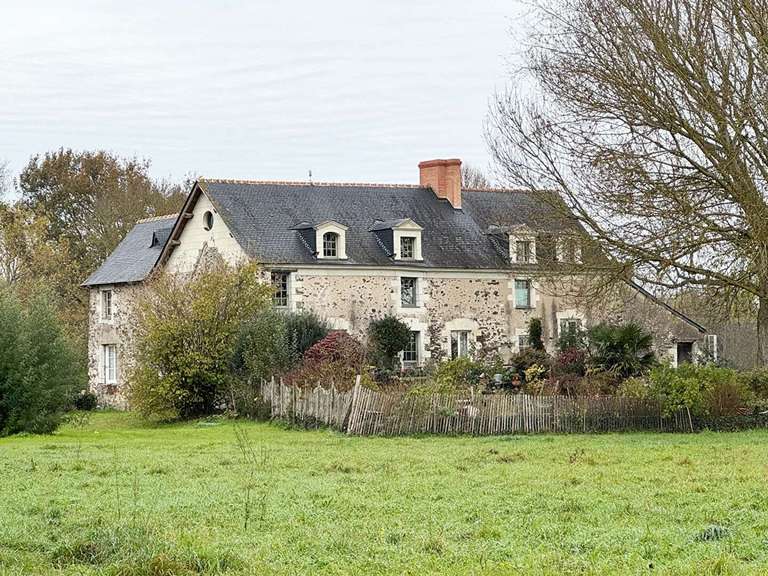 Propriété Béhuard - 4 chambres