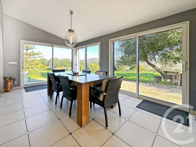 Maison Belgodère - 5 chambres - 177m²