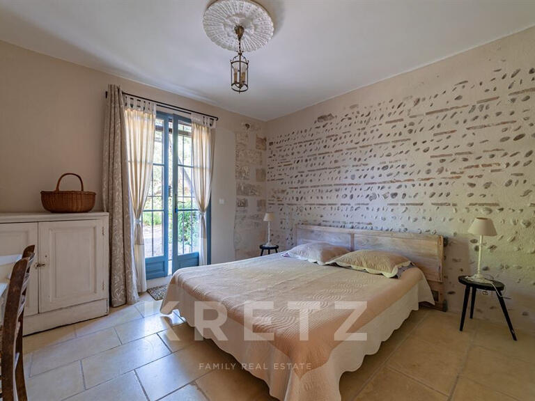 House Bellegarde - 5 bedrooms - 277m²