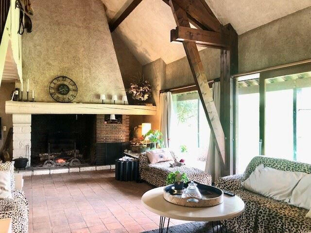 Maison Bellegarde - 5 chambres - 245m²
