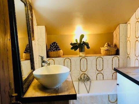 Maison Bellegarde - 5 chambres - 245m²