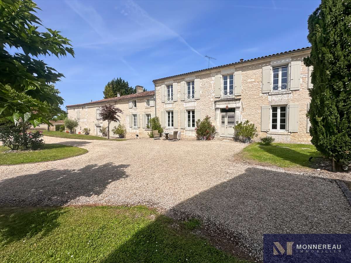 Maison Bellevigne