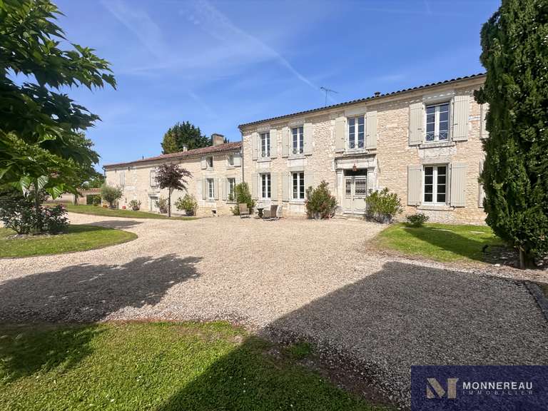 Maison Bellevigne - 4 chambres - 193m²