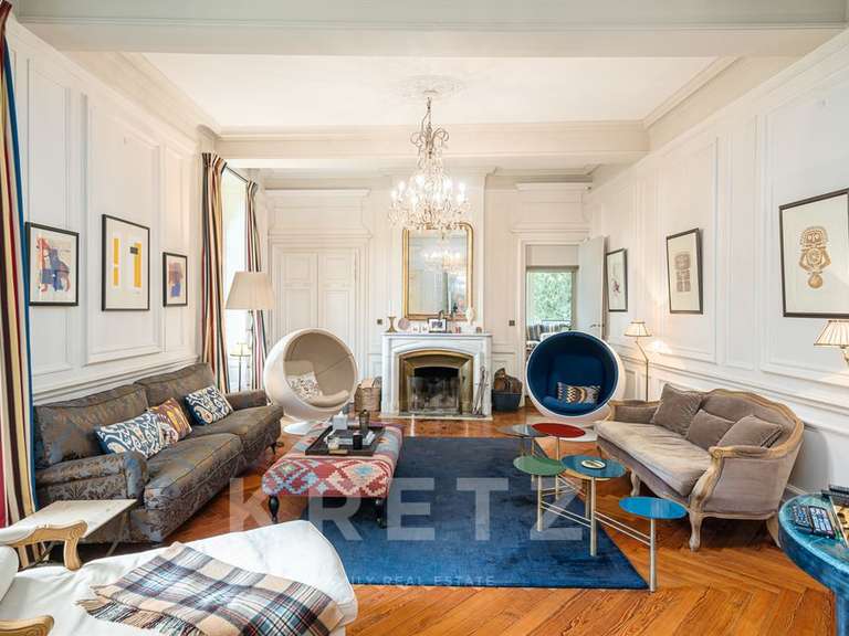 Castle Belleville-en-Beaujolais - 7 bedrooms - 1000m²