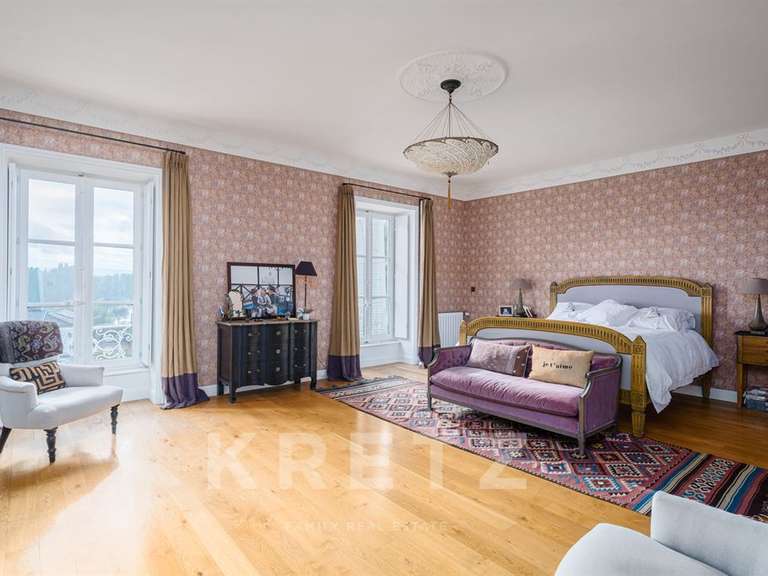 Castle Belleville-en-Beaujolais - 7 bedrooms - 1000m²