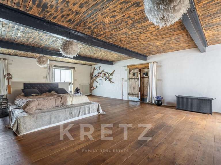 House Belleville-en-Beaujolais - 9 bedrooms - 522m²