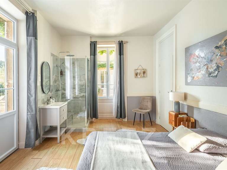 Maison Belleville-en-Beaujolais - 8 chambres - 326m²