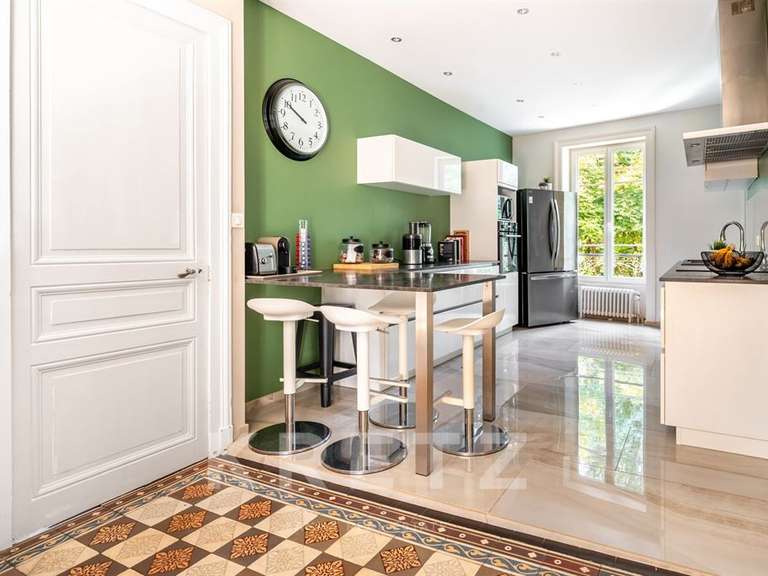 Maison Belleville-en-Beaujolais - 8 chambres - 326m²