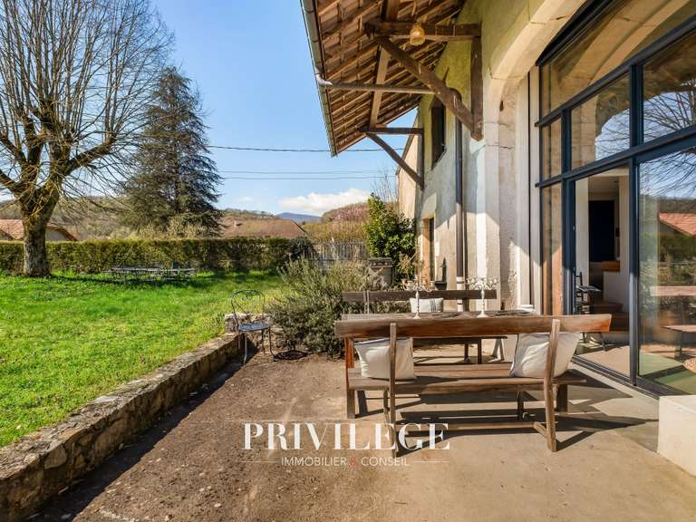 Maison Belley - 5 chambres - 230m²