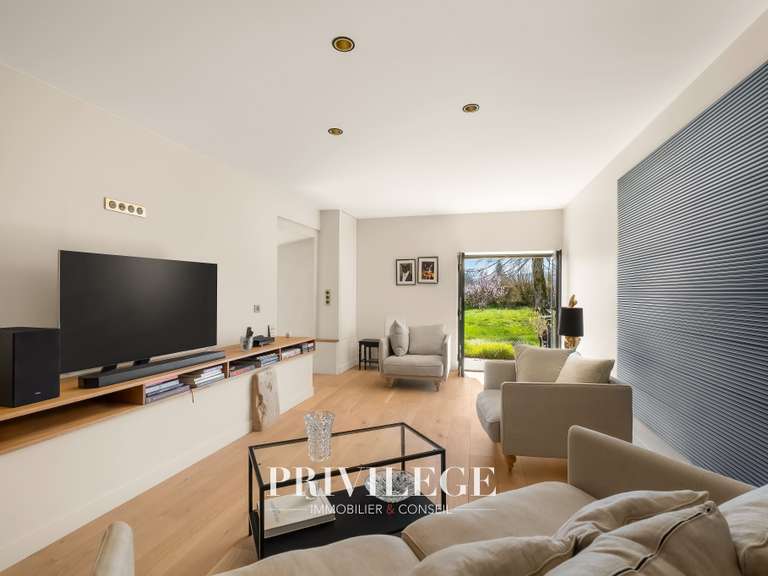 Maison Belley - 5 chambres - 230m²