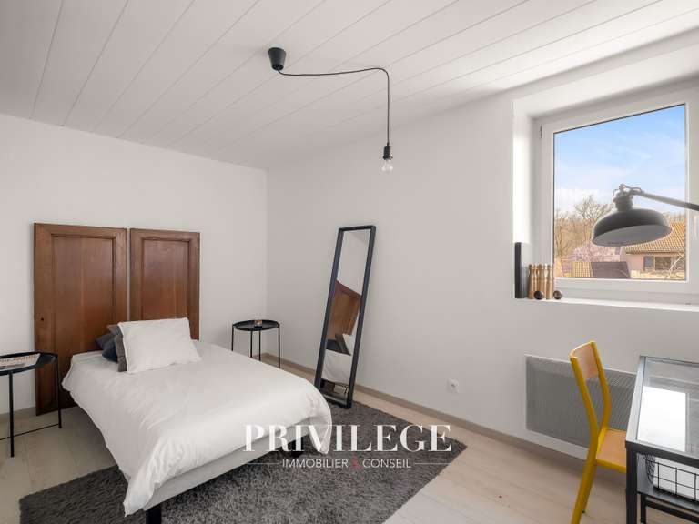 Maison Belley - 5 chambres - 230m²