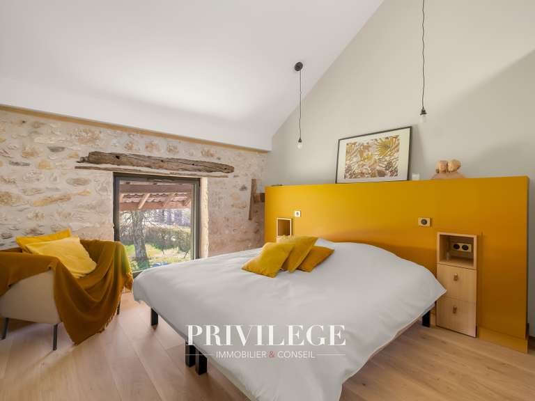 Maison Belley - 5 chambres - 230m²