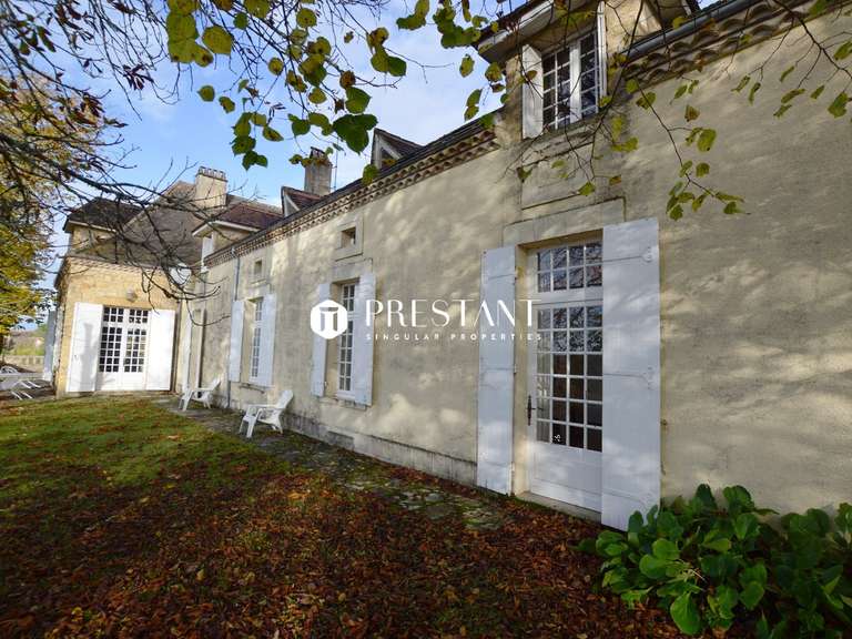Maison Belvès - 7 chambres - 330m²
