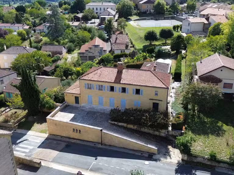 Maison Belvès - 7 chambres - 320m²