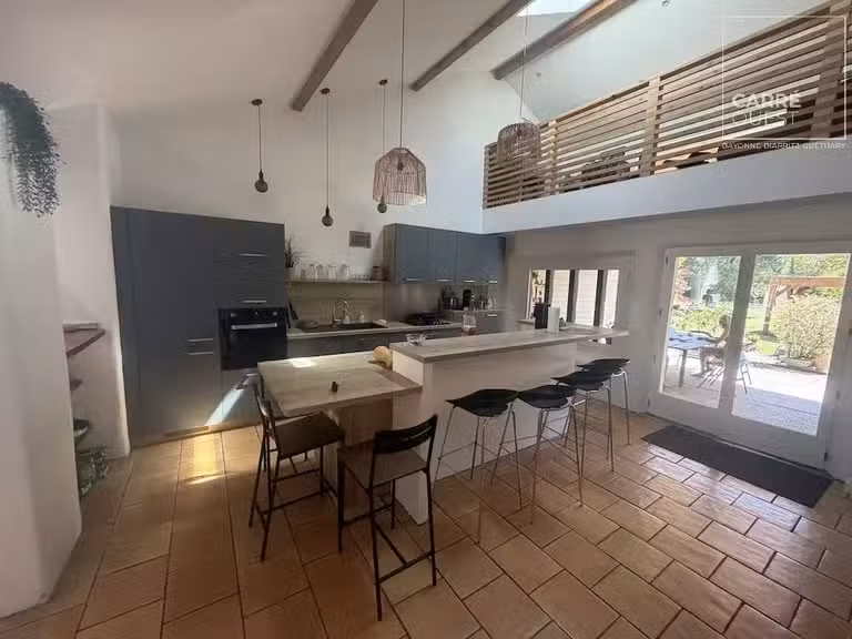 Maison Bénesse-Maremne - 5 chambres - 238m²