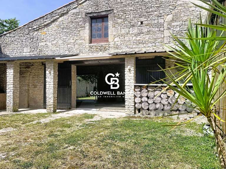 Maison Benon - 3 chambres - 198m²