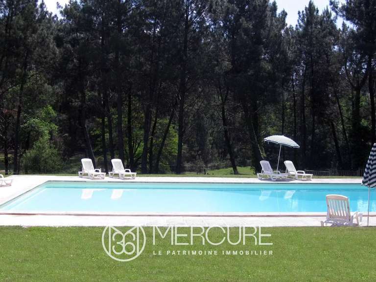 Château Bergerac - 45 chambres - 3600m²