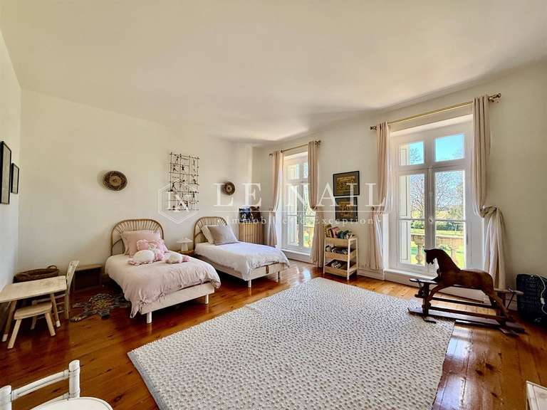 Château Bergerac - 11 chambres - 700m²