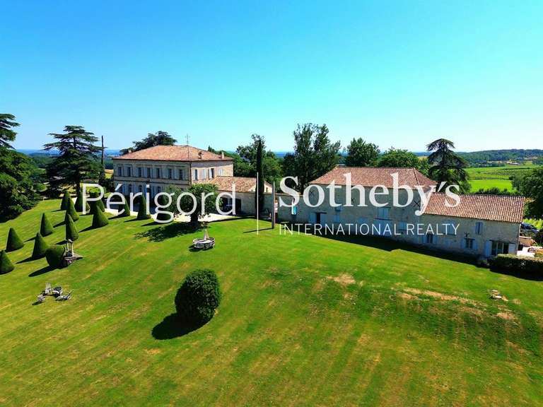 Maison Bergerac - 15 chambres - 854m²