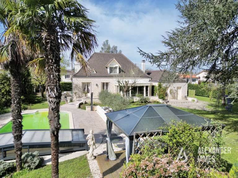 Maison Bergerac - 4 chambres - 205m²