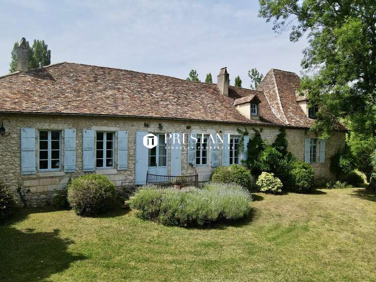Maison Bergerac - 8 chambres - 520m²