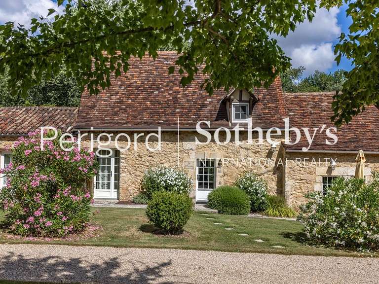 Maison Bergerac - 5 chambres - 351m²