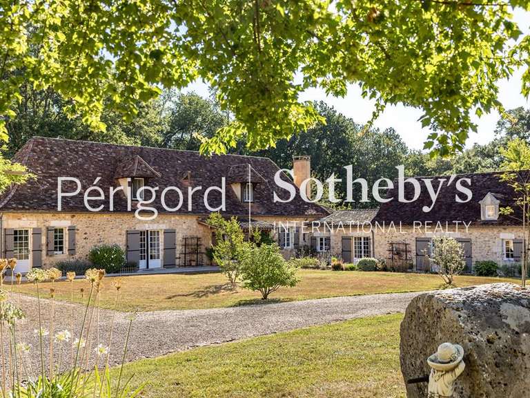 Maison Bergerac - 5 chambres - 351m²
