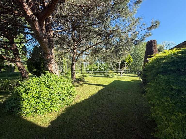 Maison Bergerac - 3 chambres - 515m²