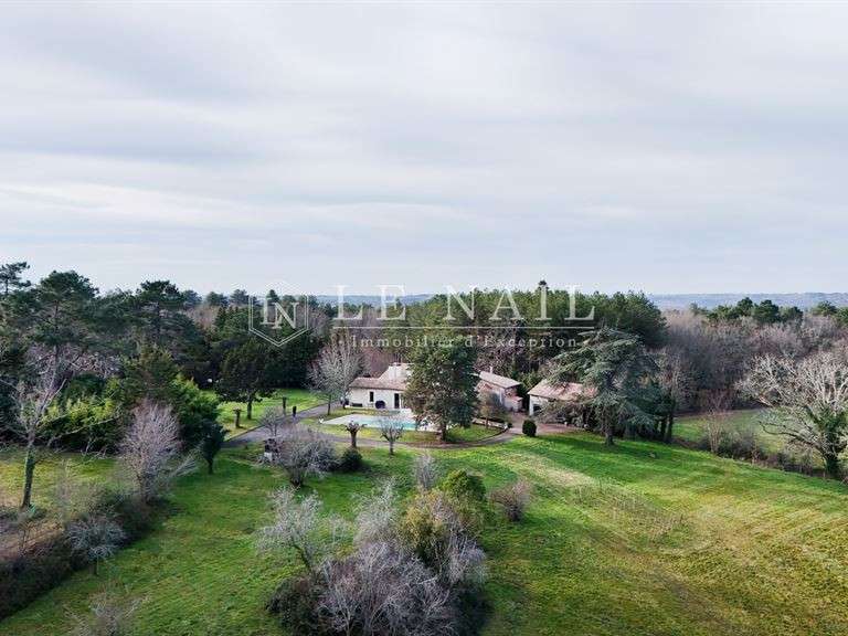 Maison Bergerac - 5 chambres - 360m²