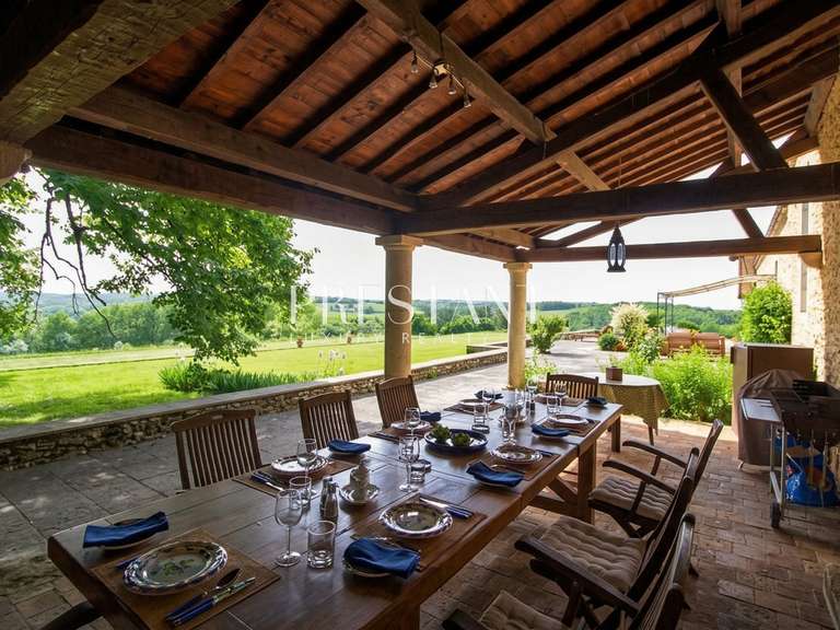 House Bergerac - 10 bedrooms - 878m²
