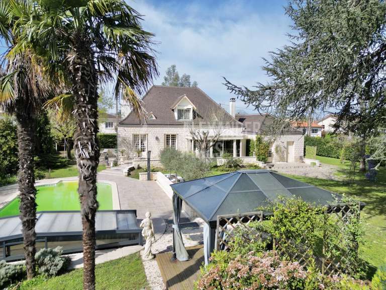 Maison Bergerac - 4 chambres - 205m²