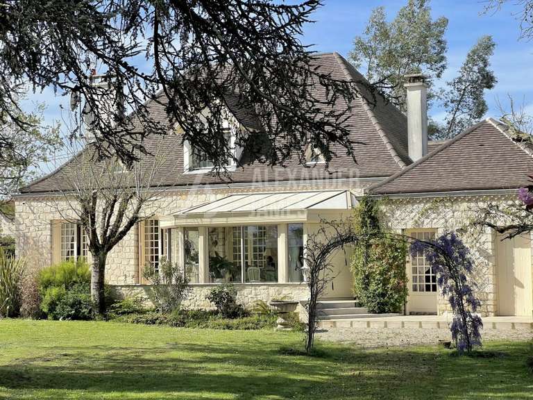 Maison Bergerac - 4 chambres - 205m²