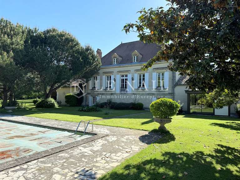 Maison Bergerac - 3 chambres - 515m²