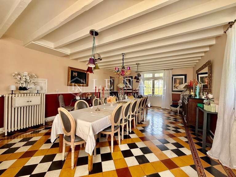 Manor Bergerac - 5 bedrooms - 340m²