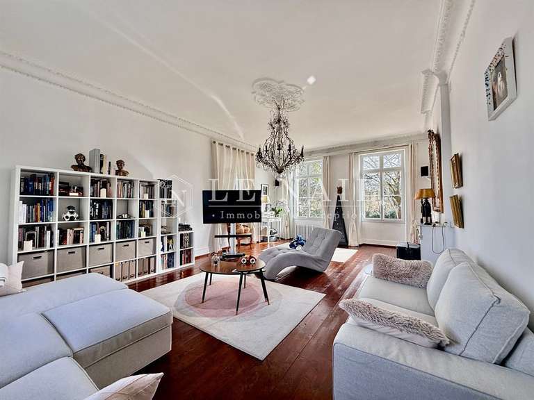 Manor Bergerac - 5 bedrooms - 340m²