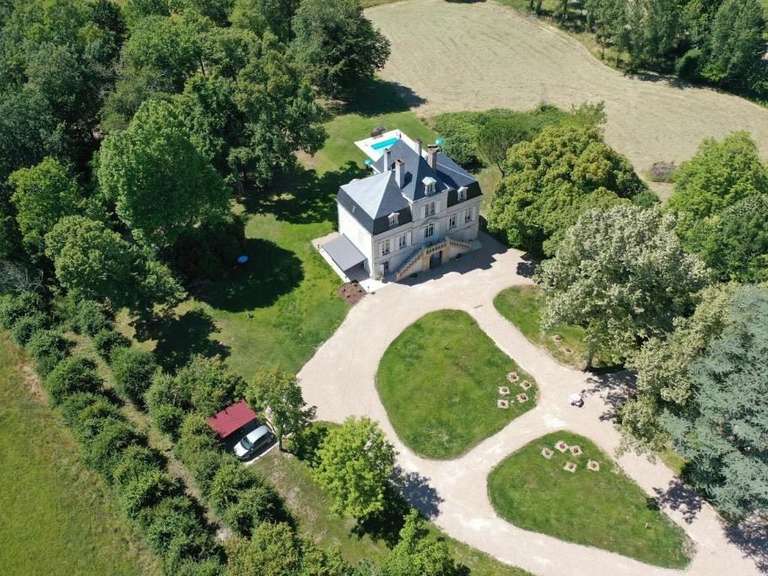 Manor Bergerac - 5 bedrooms - 340m²