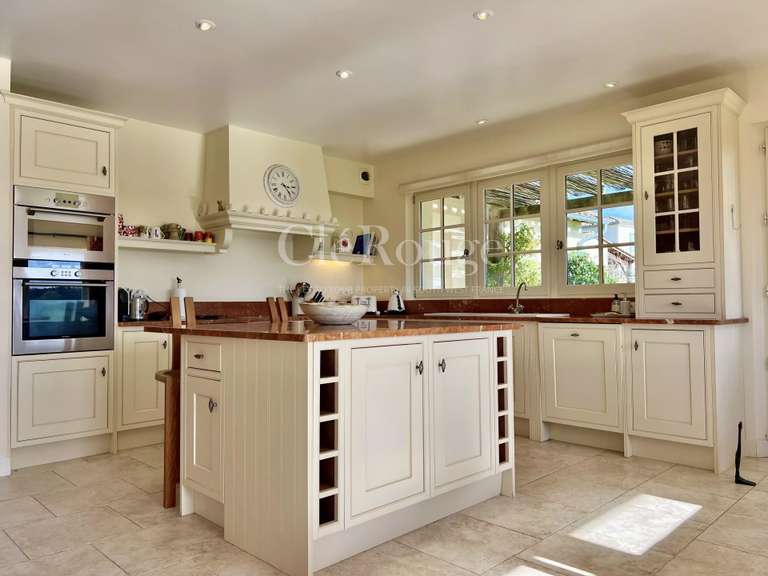 Propriété Bergerac - 3 chambres - 211m²