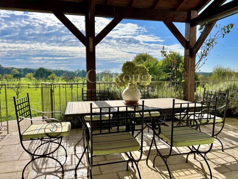 Propriété Bergerac - 3 chambres - 211m²