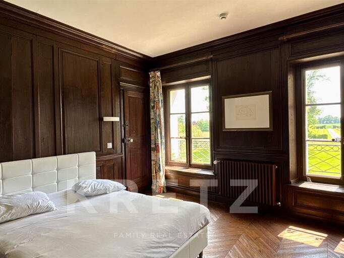 Château Bernay - 32 chambres - 2370m²