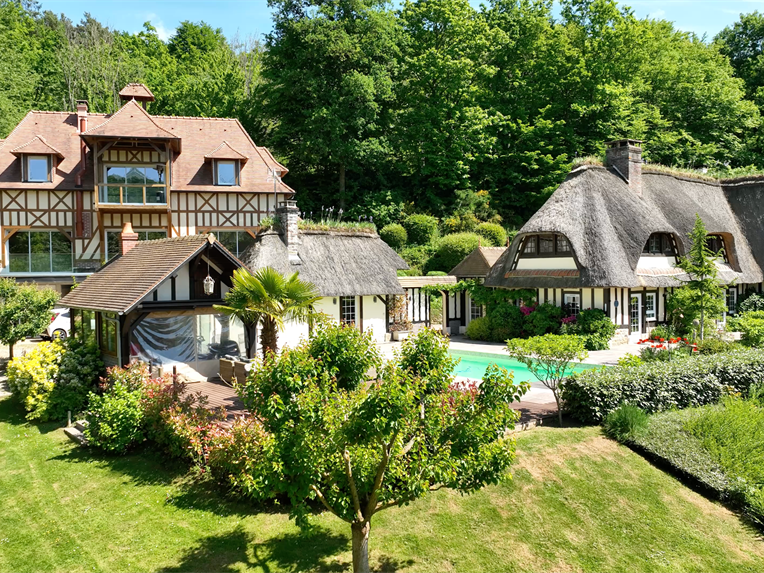 Maison Bernay - 6 chambres - 350m²